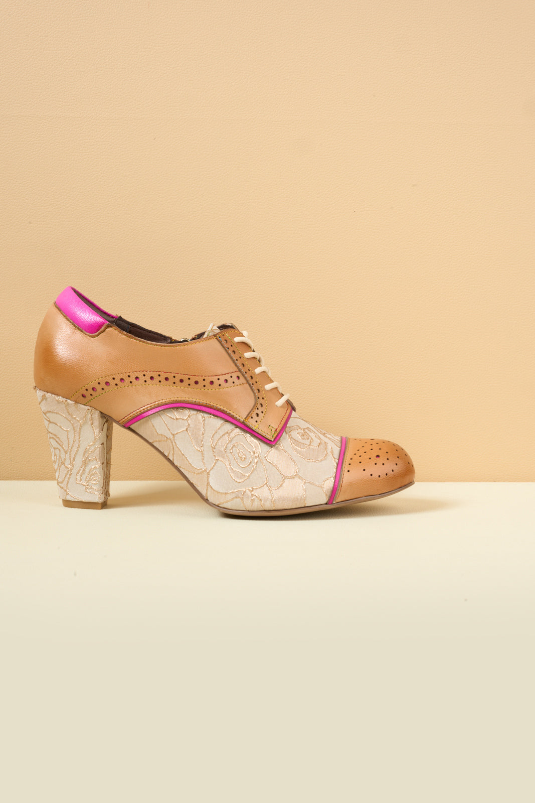 Vicconfy | Roses Harvest Jacquard Leather Oxford