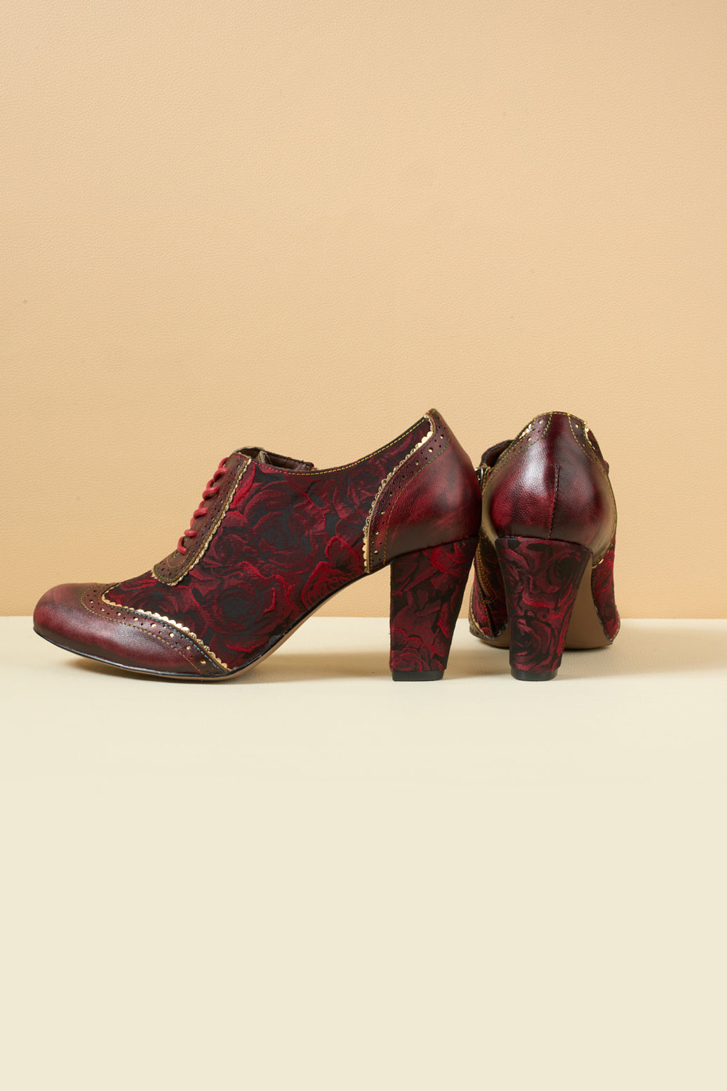 Vicconfy | Send Love Rose Jacquard Leather Oxford