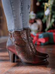Vicconfy | FLORAL EMBOSSED METALLIC LEATHER ANKLE BOOT - CLARET