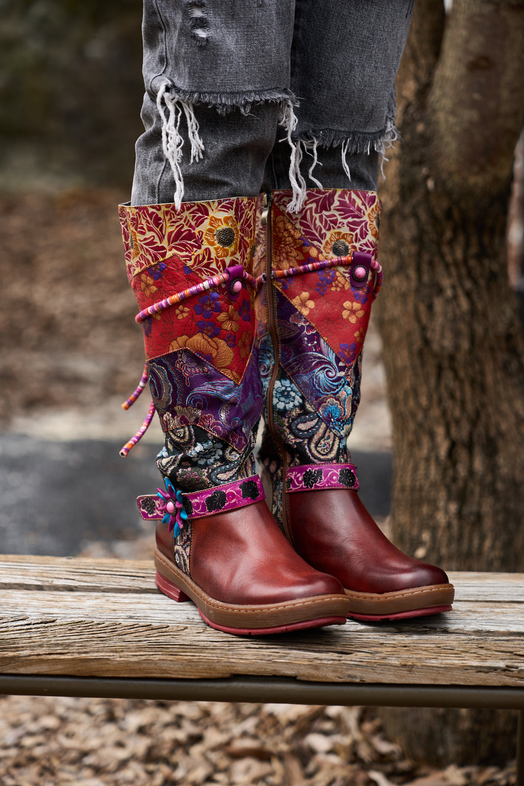 Vicconfy | Daylen Floral Embroidery Leather Knee-High Boots