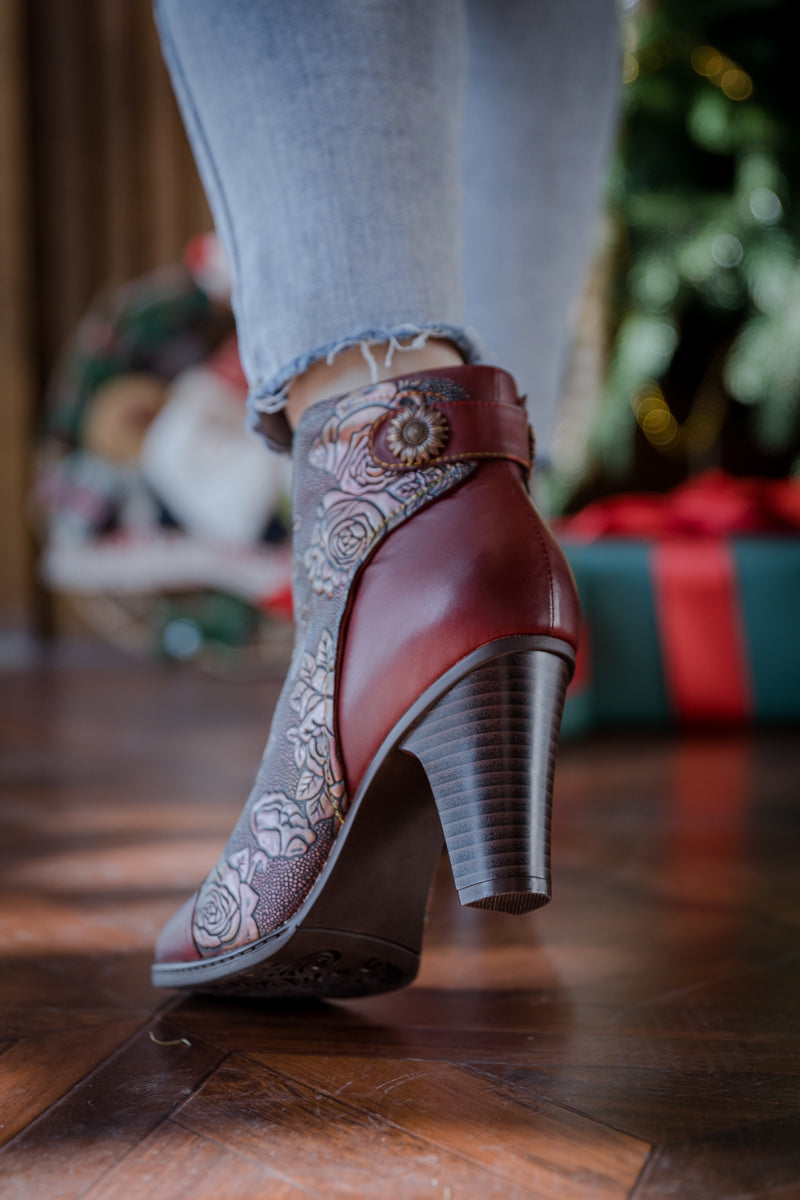 Vicconfy | FLORAL EMBOSSED METALLIC LEATHER ANKLE BOOT - CLARET