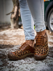 Vicconfy | Justeena Animal Pattern Leather Outdoor Sneaker