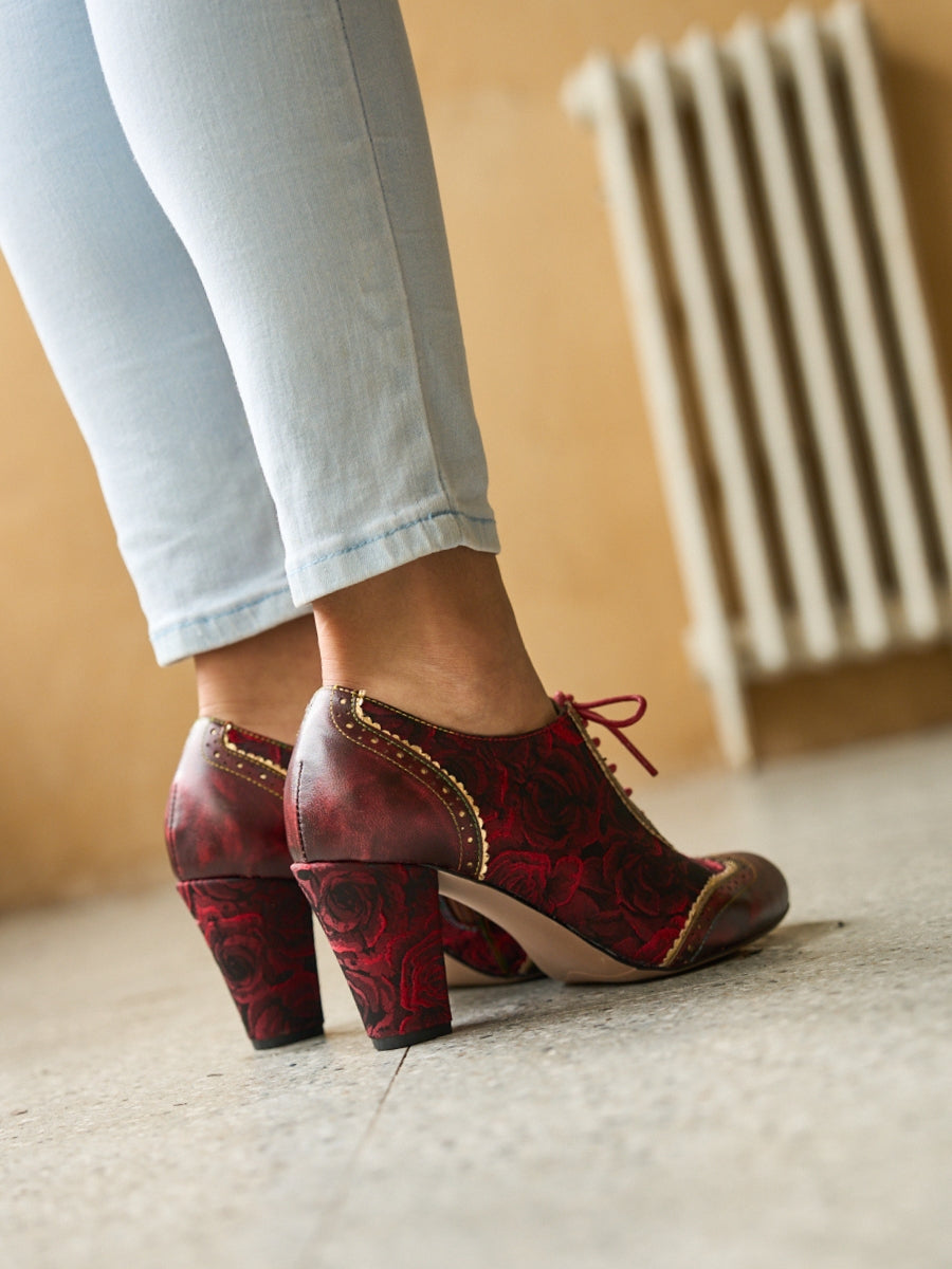 Vicconfy | Send Love Rose Jacquard Leather Oxford