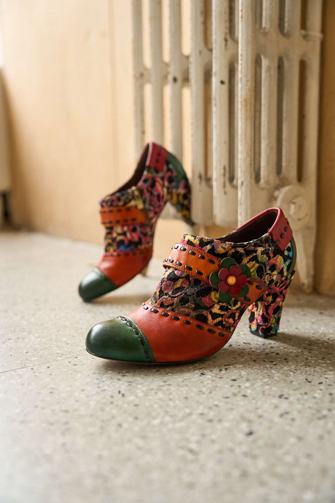 Vicconfy | Renay Canvas Jacquard Leather Pump Brogues