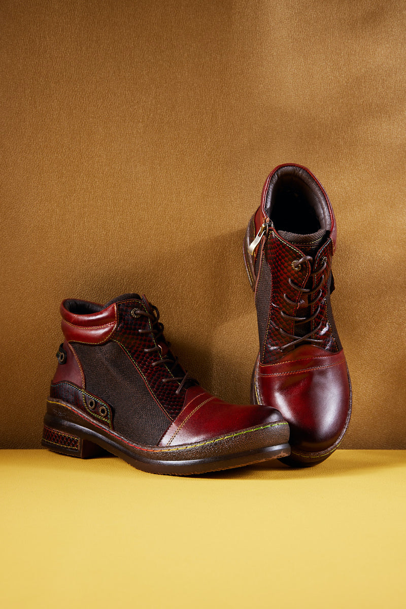 Vicconfy | Runway Muse Leather Combat Boots