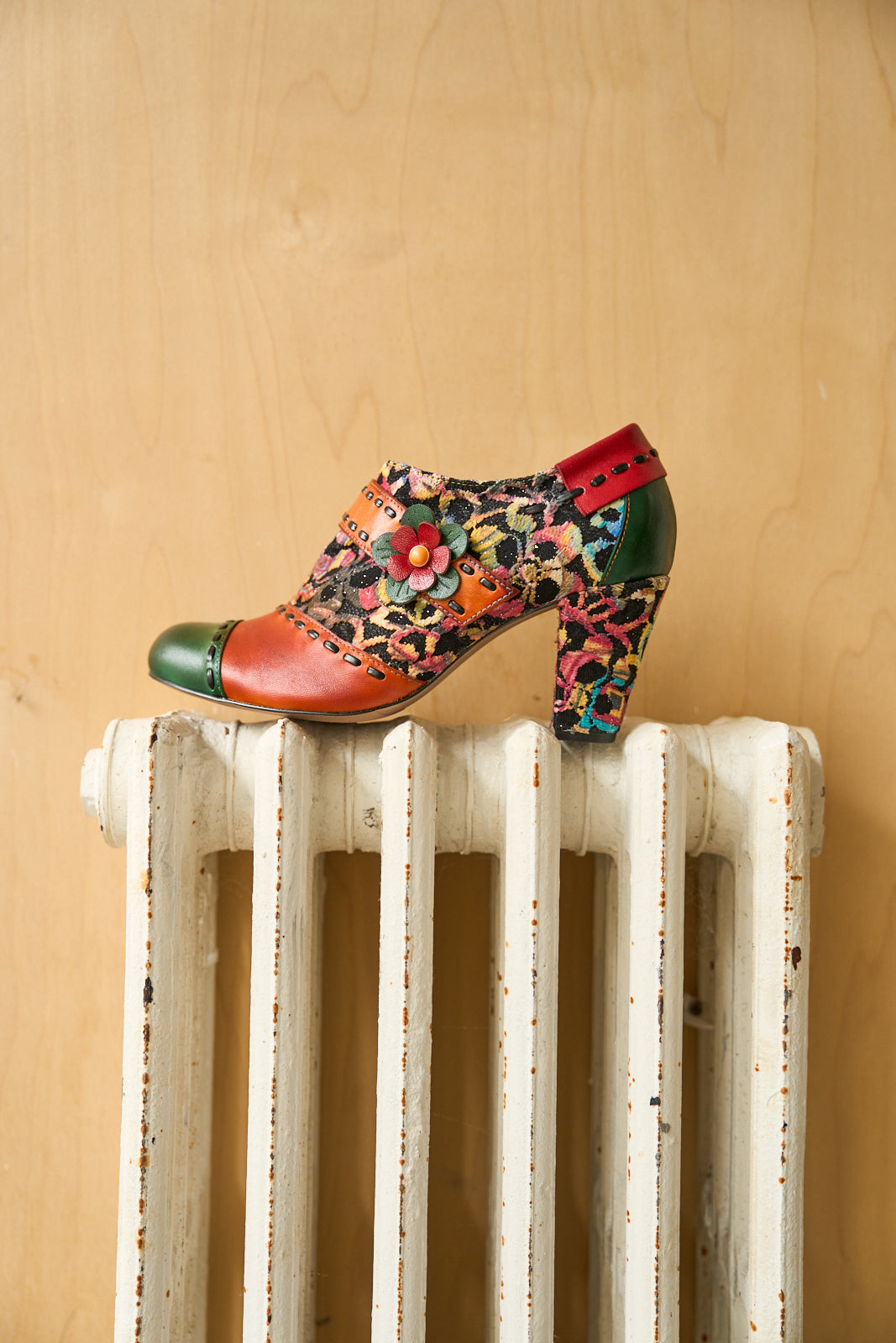 Vicconfy | Renay Canvas Jacquard Leather Pump Brogues
