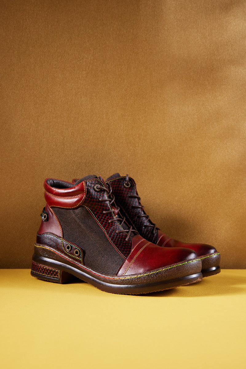 Vicconfy | Runway Muse Leather Combat Boots