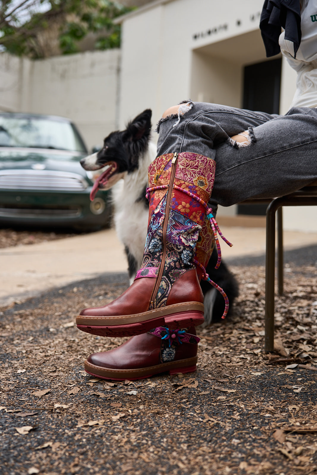 Vicconfy | Daylen Floral Embroidery Leather Knee-High Boots
