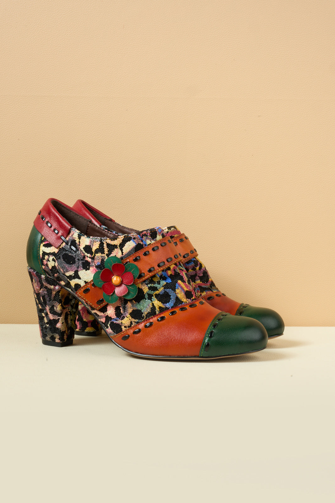 Vicconfy | Renay Canvas Jacquard Leather Pump Brogues