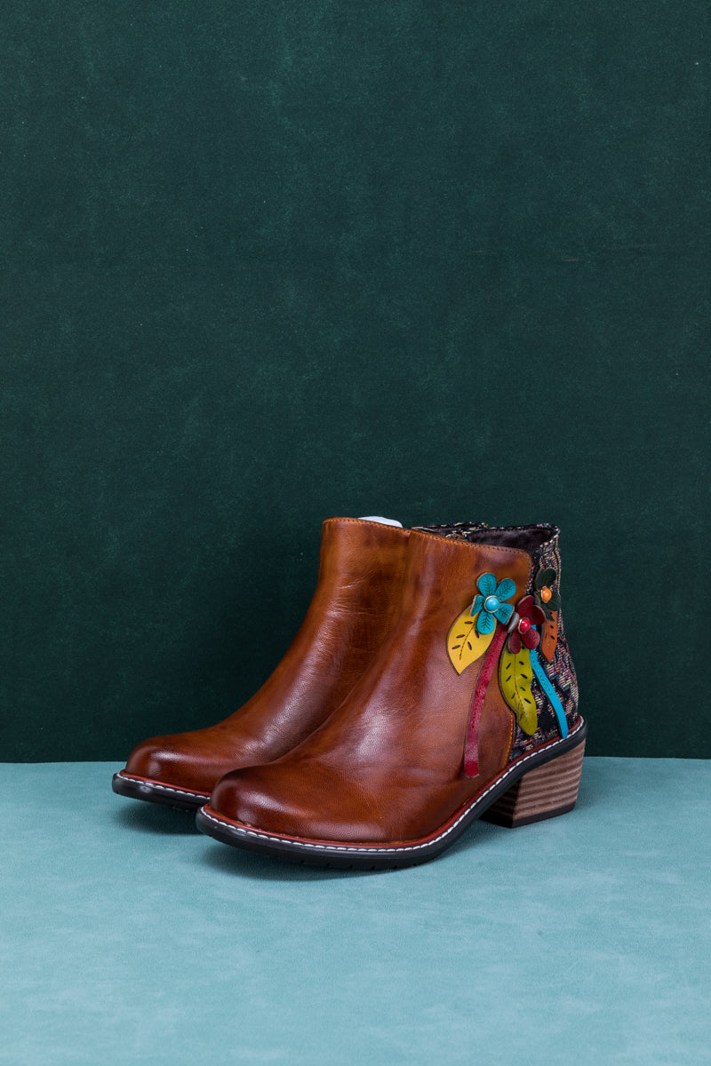 Vicconfy | PETAL APPLIQUE LEATHER ANKLE BOOT