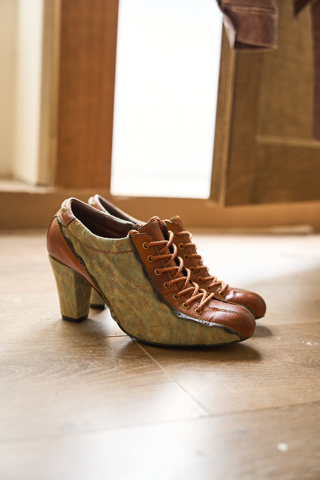 Vicconfy | Meye Vintage Canvas Rips Leather Brogues