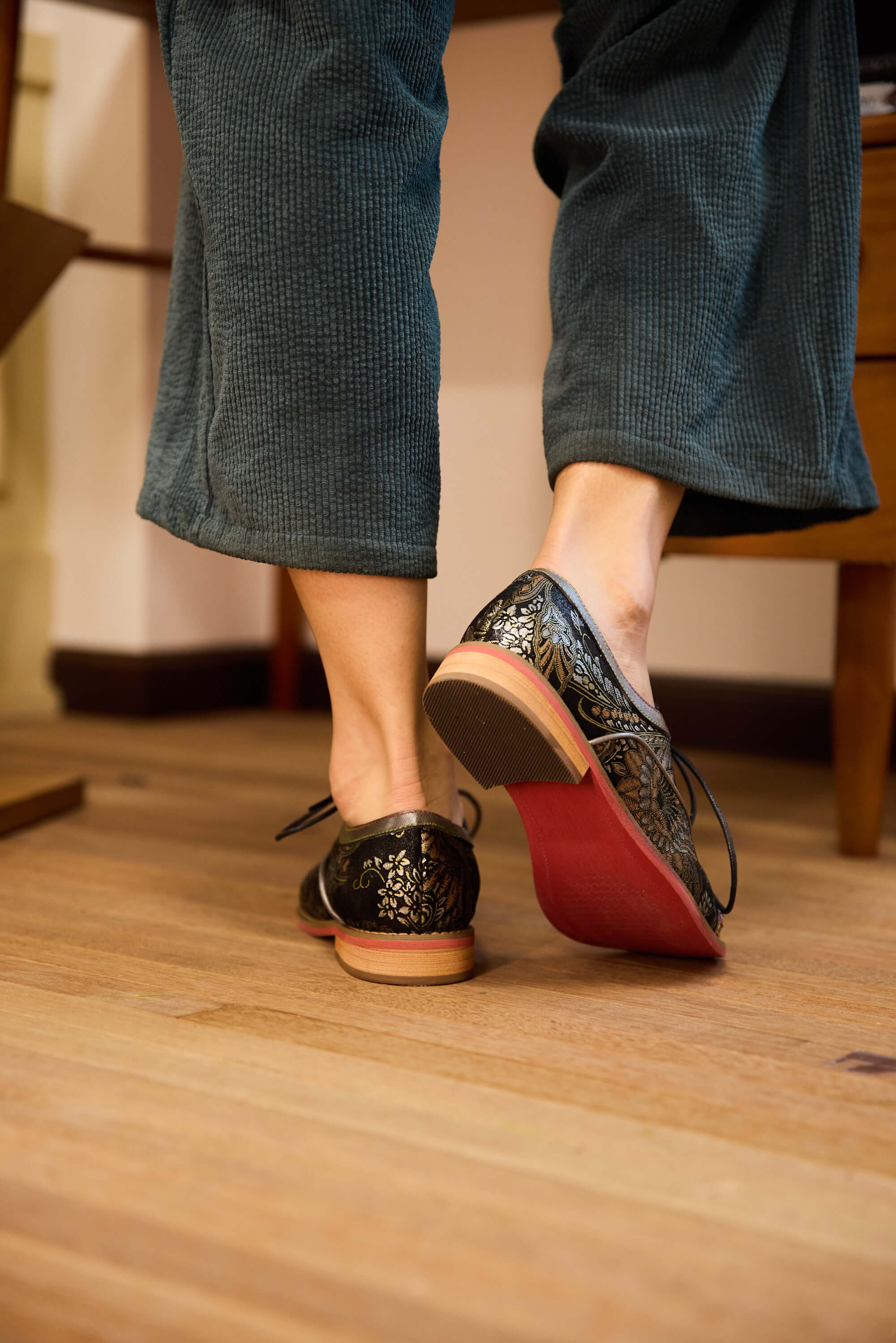 Vicconfy | Chantelle Floral Leather Oxford